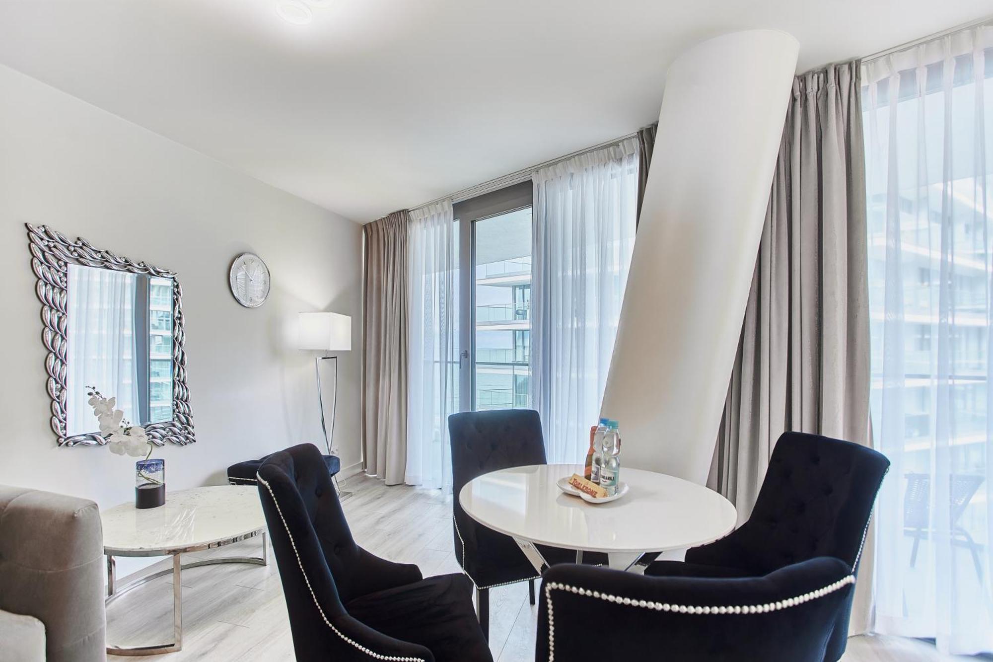 Wave De Luxe Studio Resort&Spa 755B - Sea View Miedzyzdroje Kültér fotó